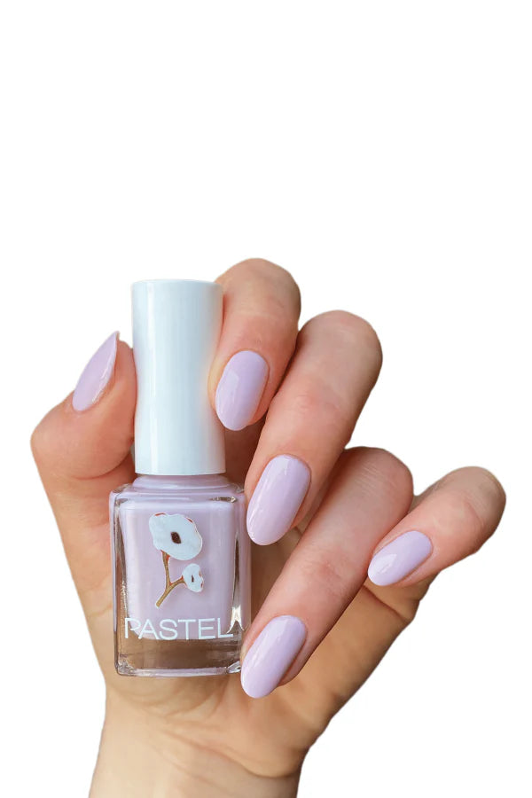 Pastel nail polish