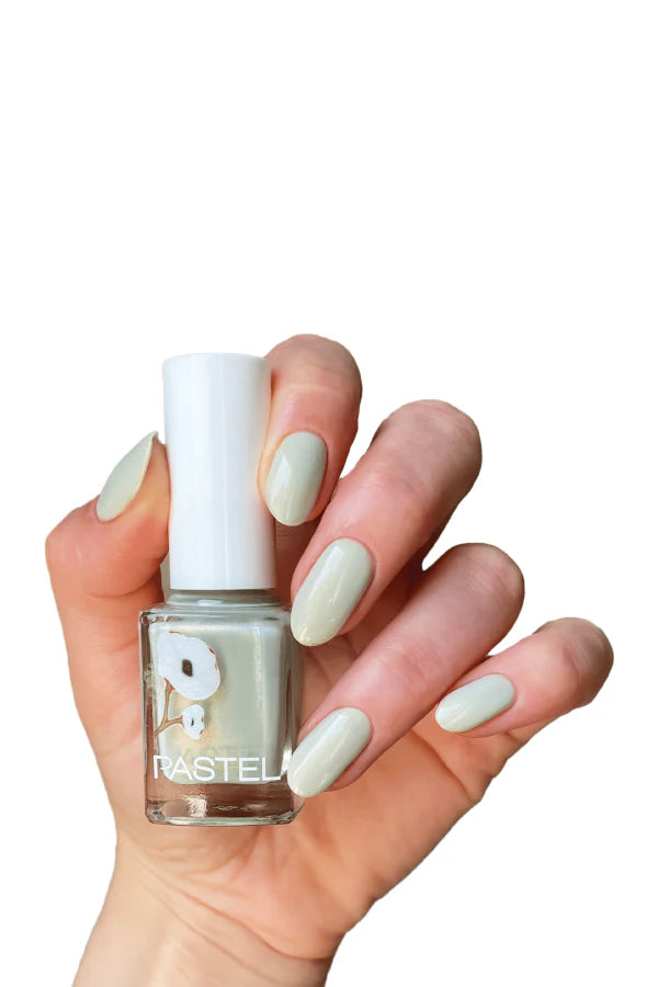 Pastel nail polish